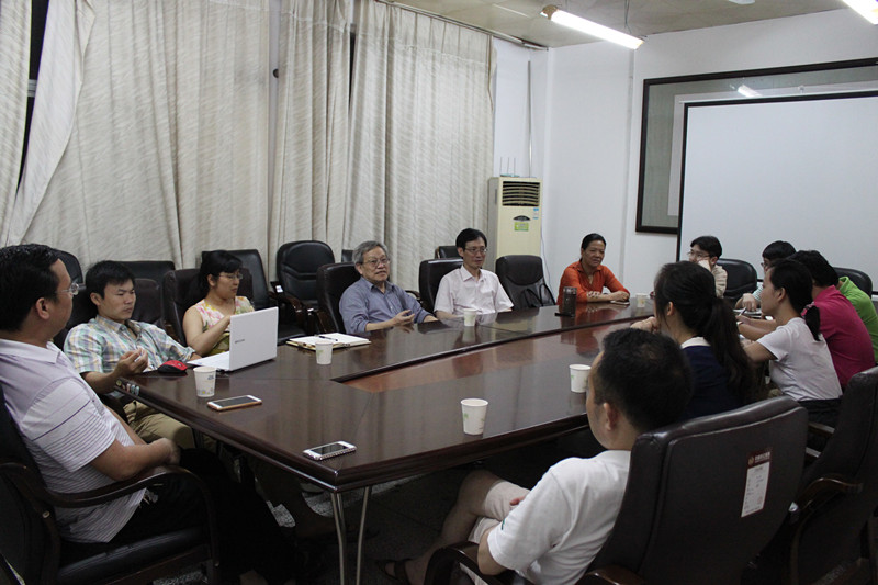 20150528学术讲座 004_副本.jpg